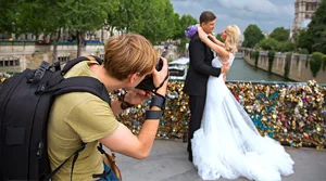 Недорогой фотограф и видеограф на свадьбу в Москве | Цена скупости
